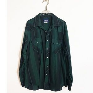 Vtg Wrangler Mens Western Pearl Snaps Button Down Shirt size L
